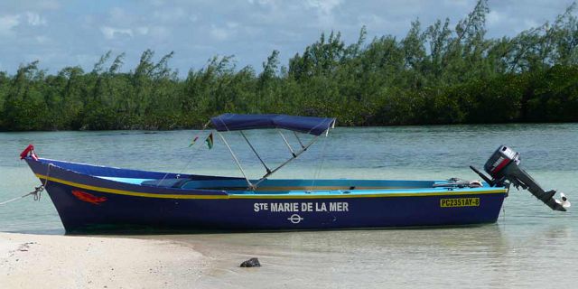 Private traditional boat trip coin de mire (2)